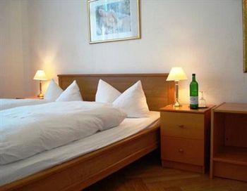 راديبول Hotel Villa Constantia المظهر الخارجي الصورة